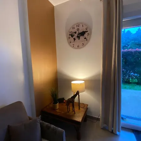 4 Personnes A 3 Mns De La Avec Jardin *