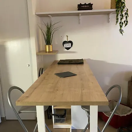4 Personnes A 3 Mns De La Avec Jardin דירה *