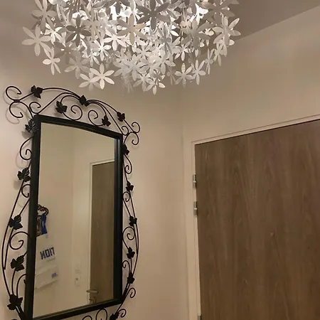 דירה 4 Personnes A 3 Mns De La Avec Jardin
