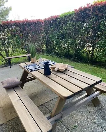 4 Personnes A 3 Mns De La Avec Jardin פורנישי