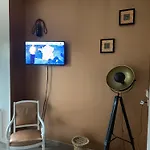 4 Personnes A 3 Mns De La Avec Jardin *