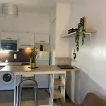 4 Personnes A 3 Mns De La Avec Jardin Apartmán *