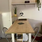 4 Personnes A 3 Mns De La Avec Jardin Apartmán *