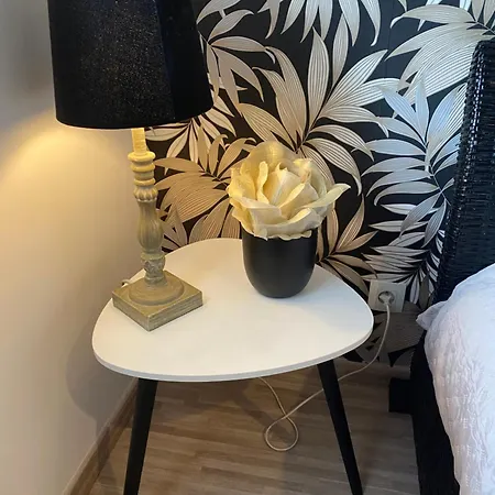 4 Personnes A 3 Mns De La Avec Jardin