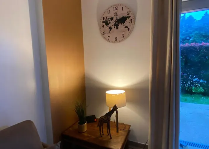 4 Personnes A 3 Mns De La Avec Jardin *