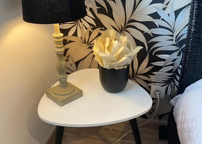 4 Personnes A 3 Mns De La Avec Jardin